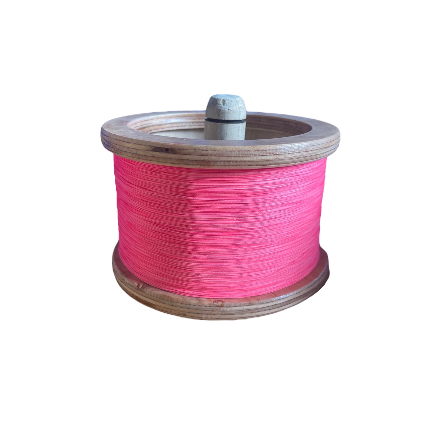 Carrete de 6plg con 500y de hilo sano.