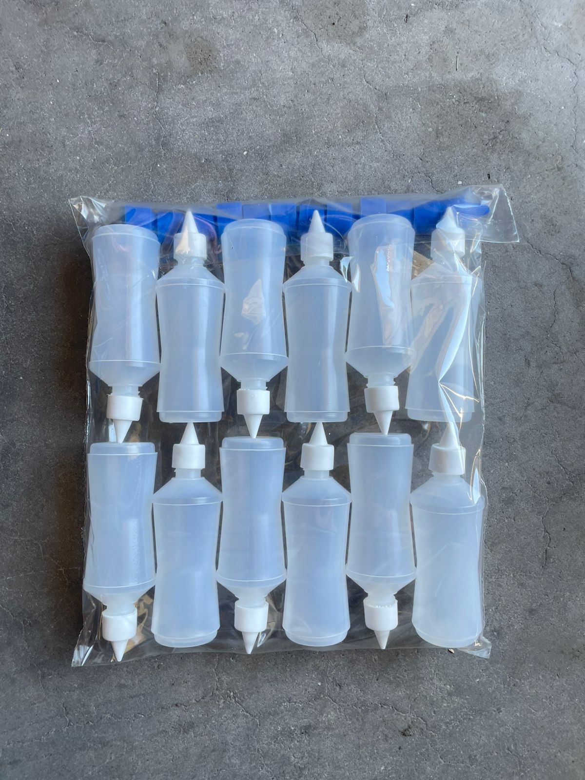 Botella pequeña para pegamento